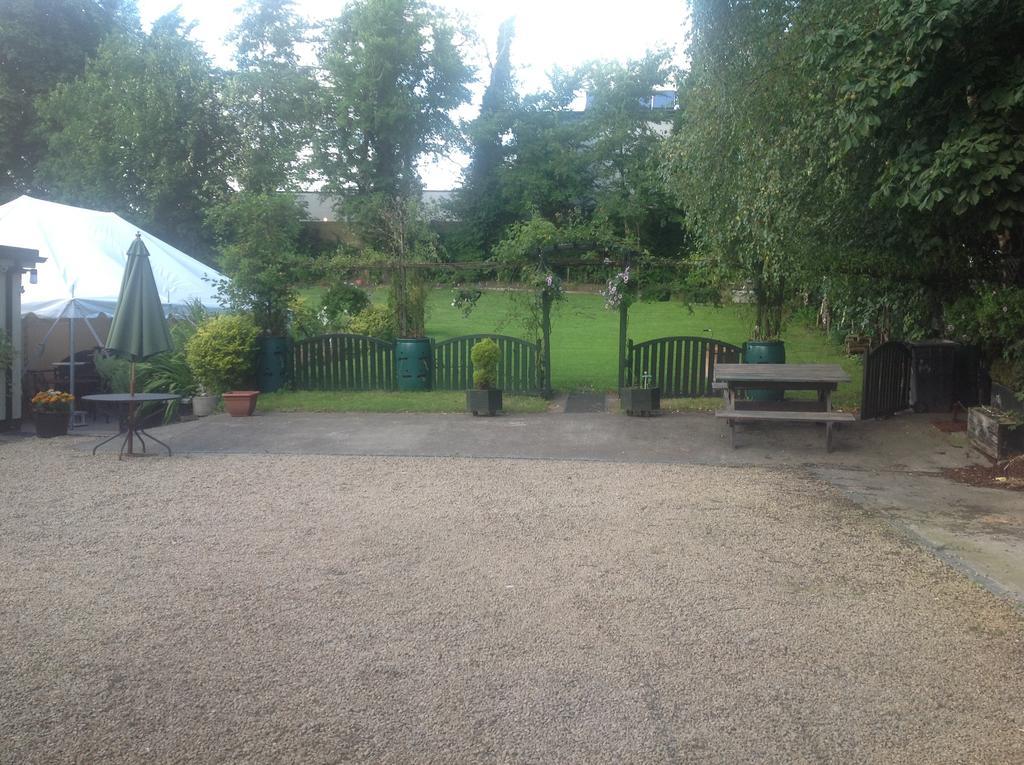 Cawley'S Guesthouse Tubbercurry エクステリア 写真